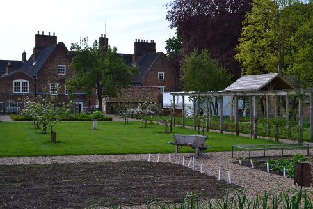 Alford Manor House Garden